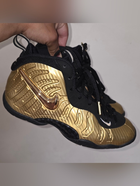 Nike Other - ☆Nike Metallic Gold and Black Foamposite Sneakers 6y☆